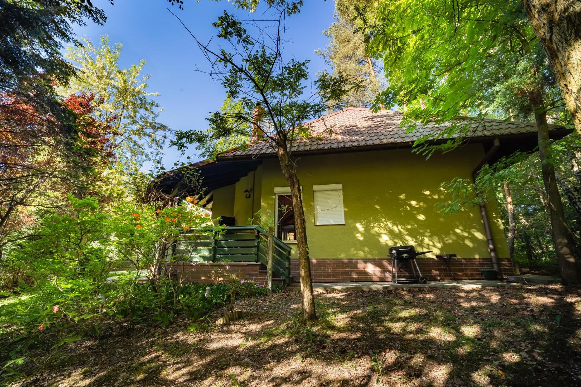 Villa Dom Nad Stawem Rakszawa Exterior foto